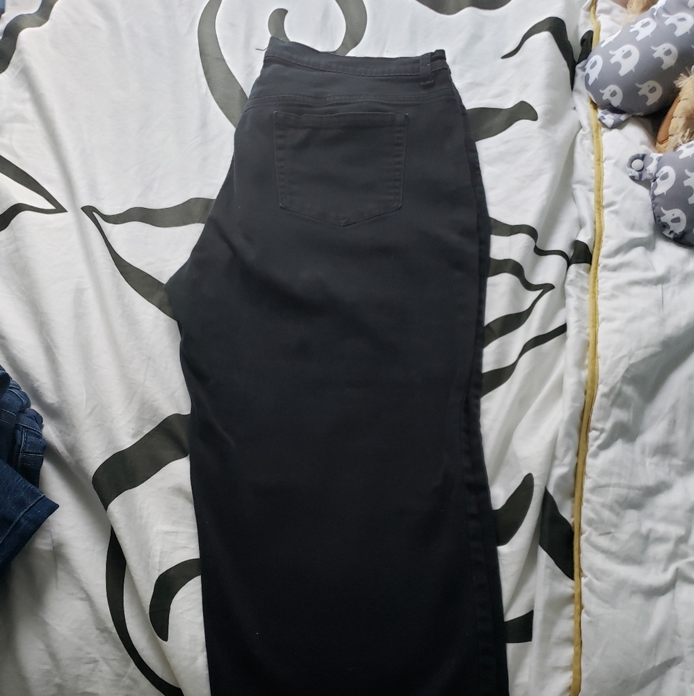 Womens black strech jeans